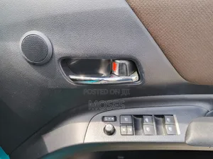Toyota Sienta 2019 Green