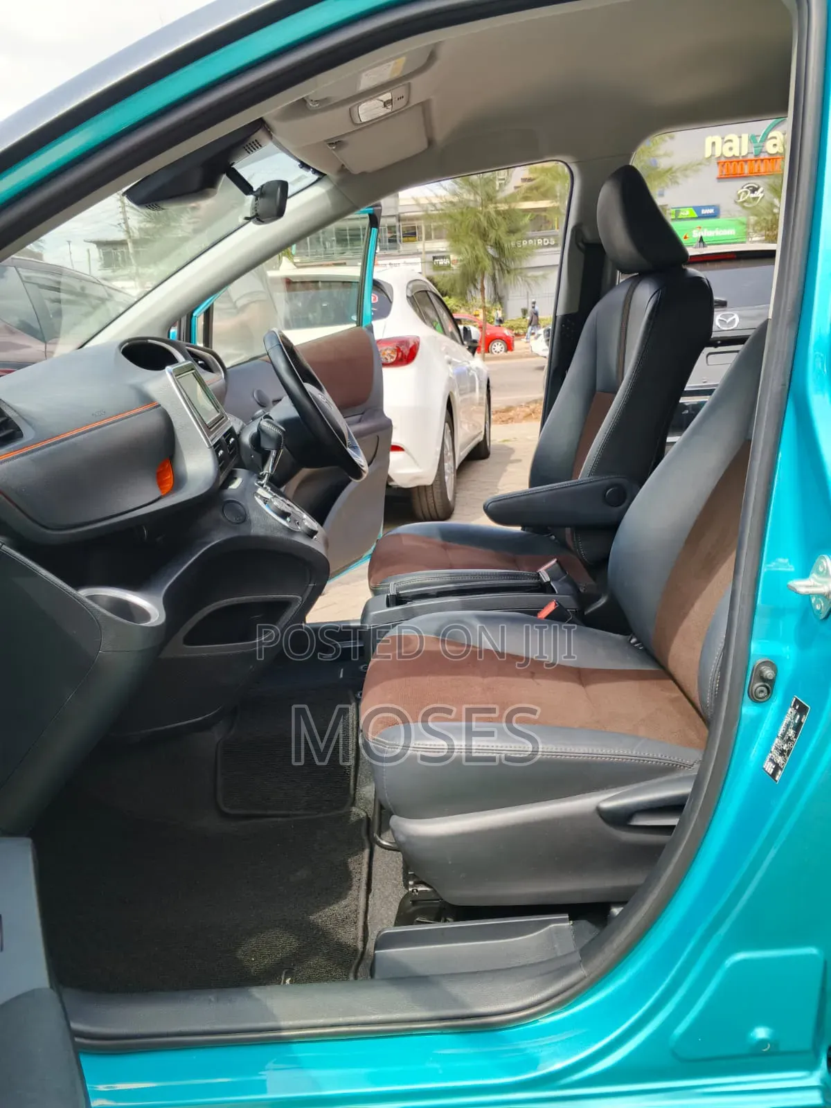 Toyota Sienta 2019 Green