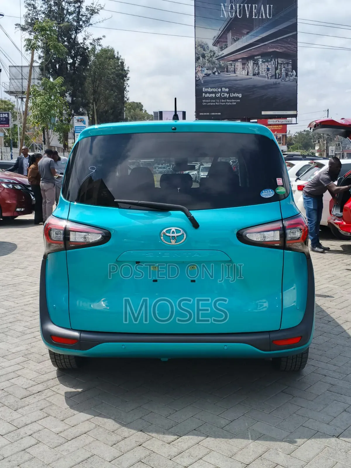 Toyota Sienta 2019 Green