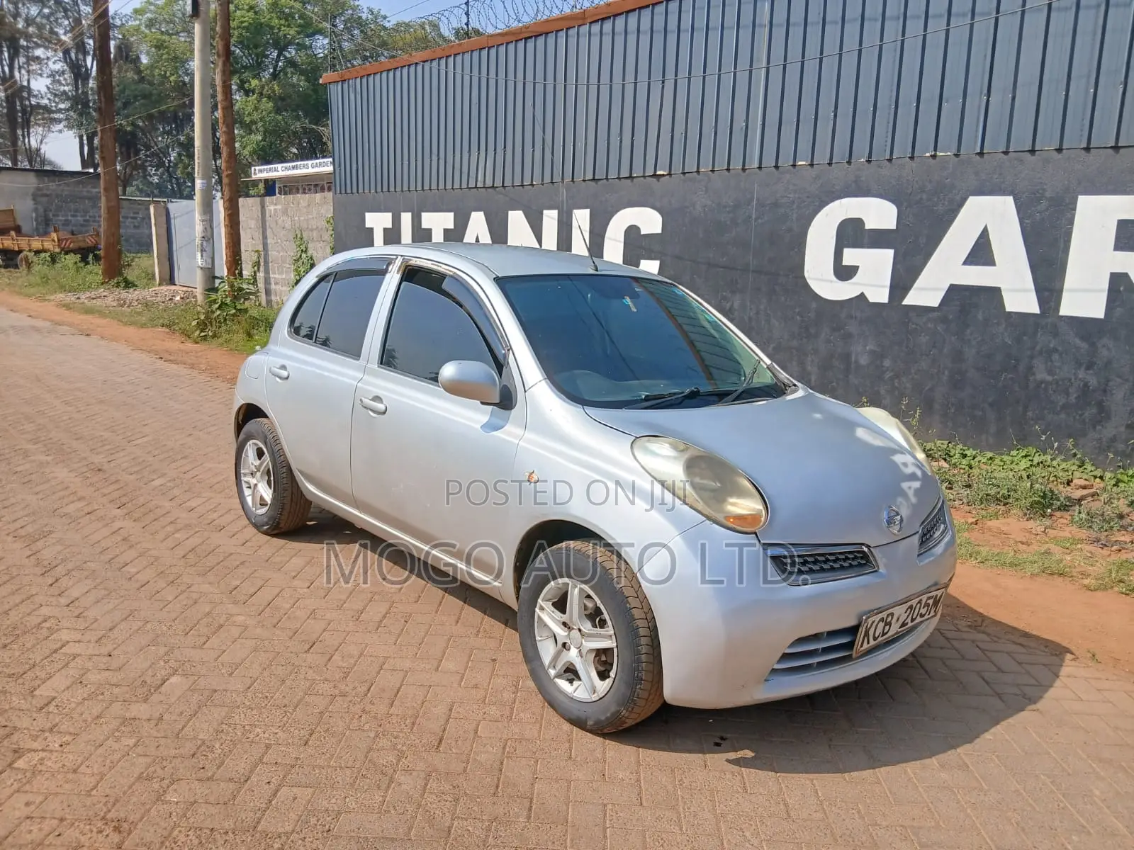 Nissan March 2007 Silver