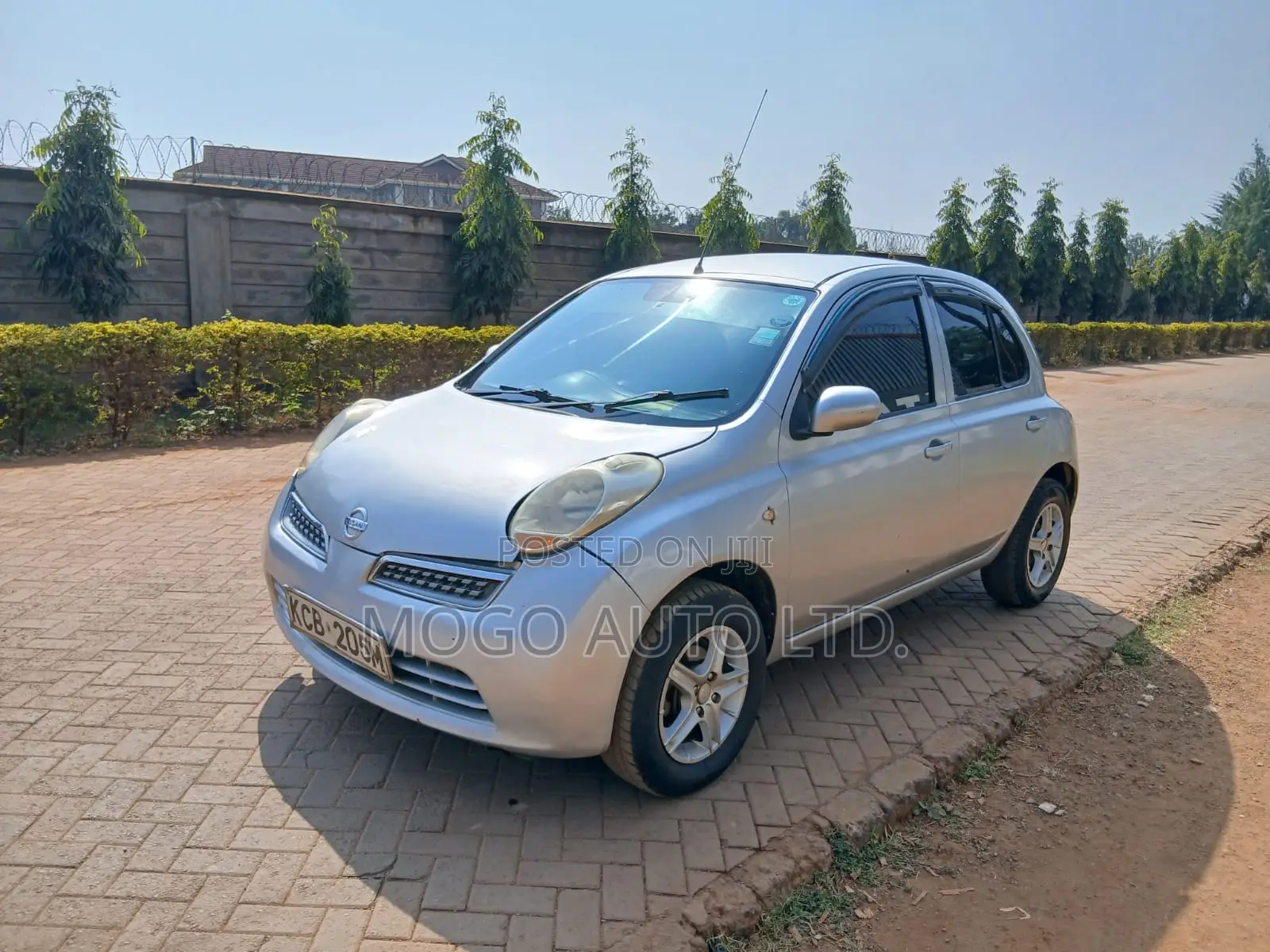 Nissan March 2007 Silver