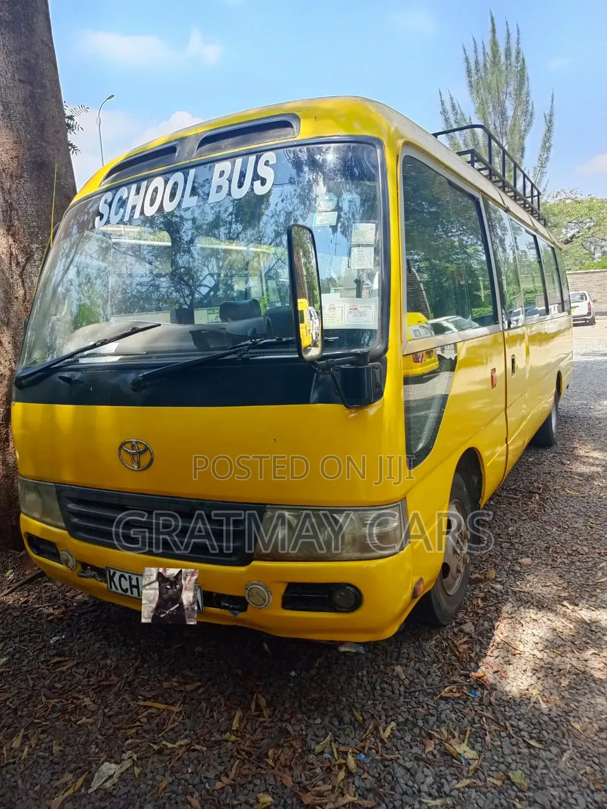 Toyota Coaster 2013 Yellow