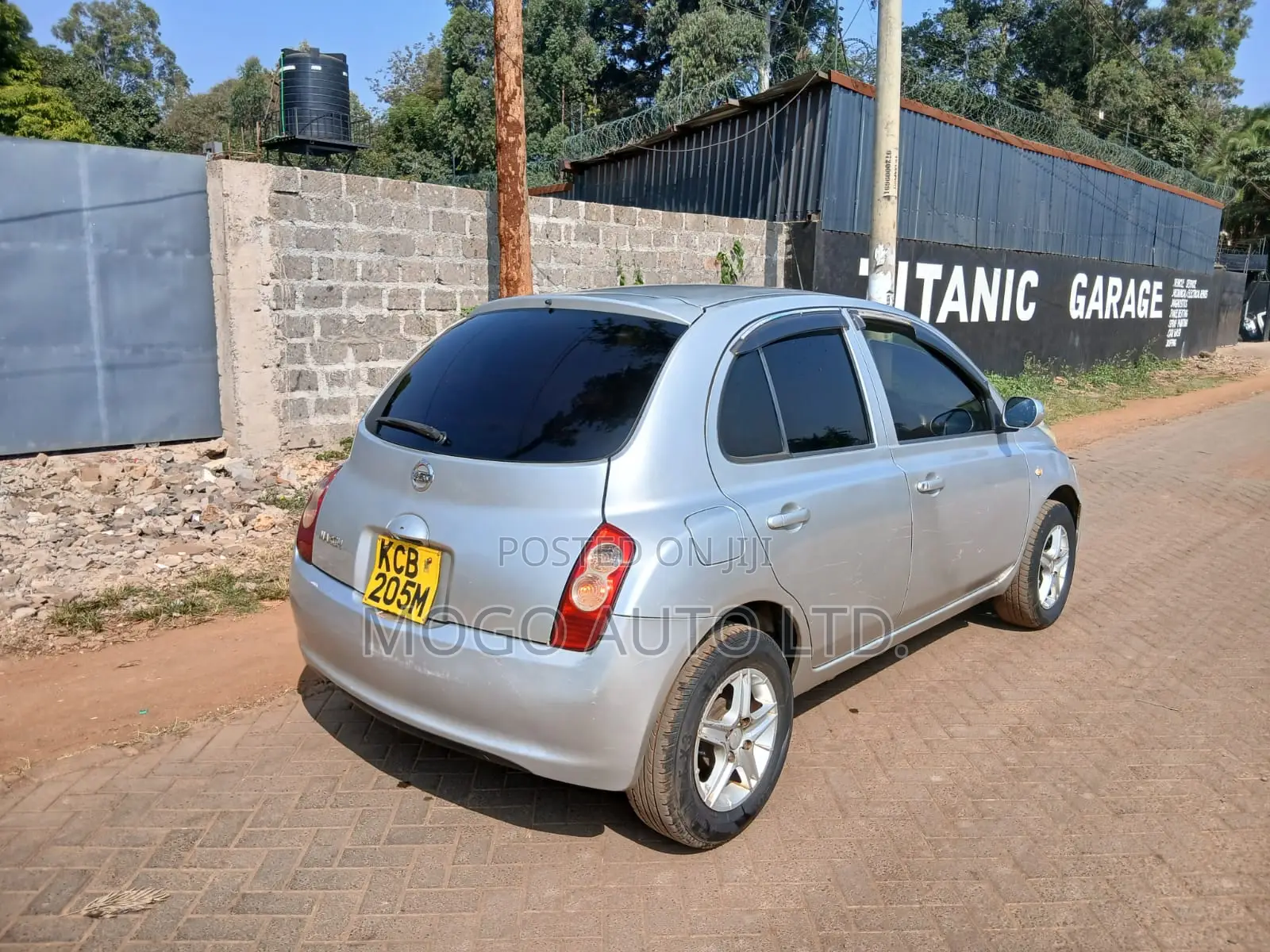 Nissan March 2007 Silver