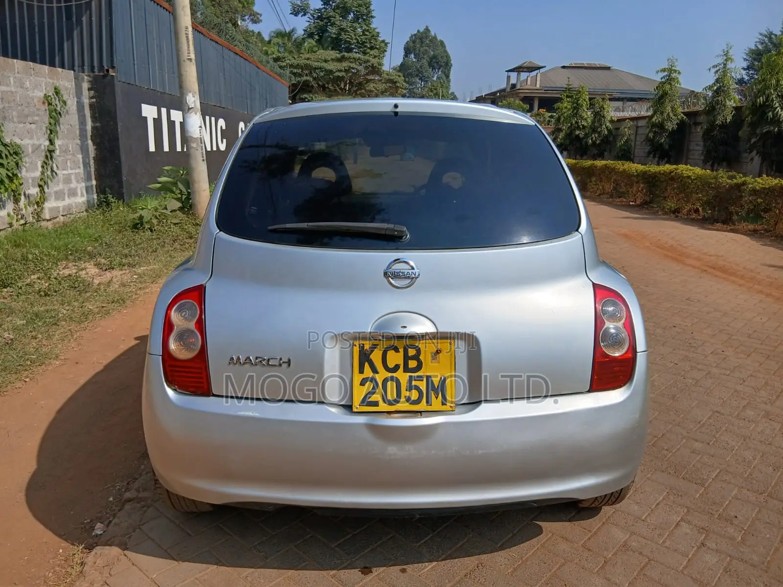 Nissan March 2007 Silver
