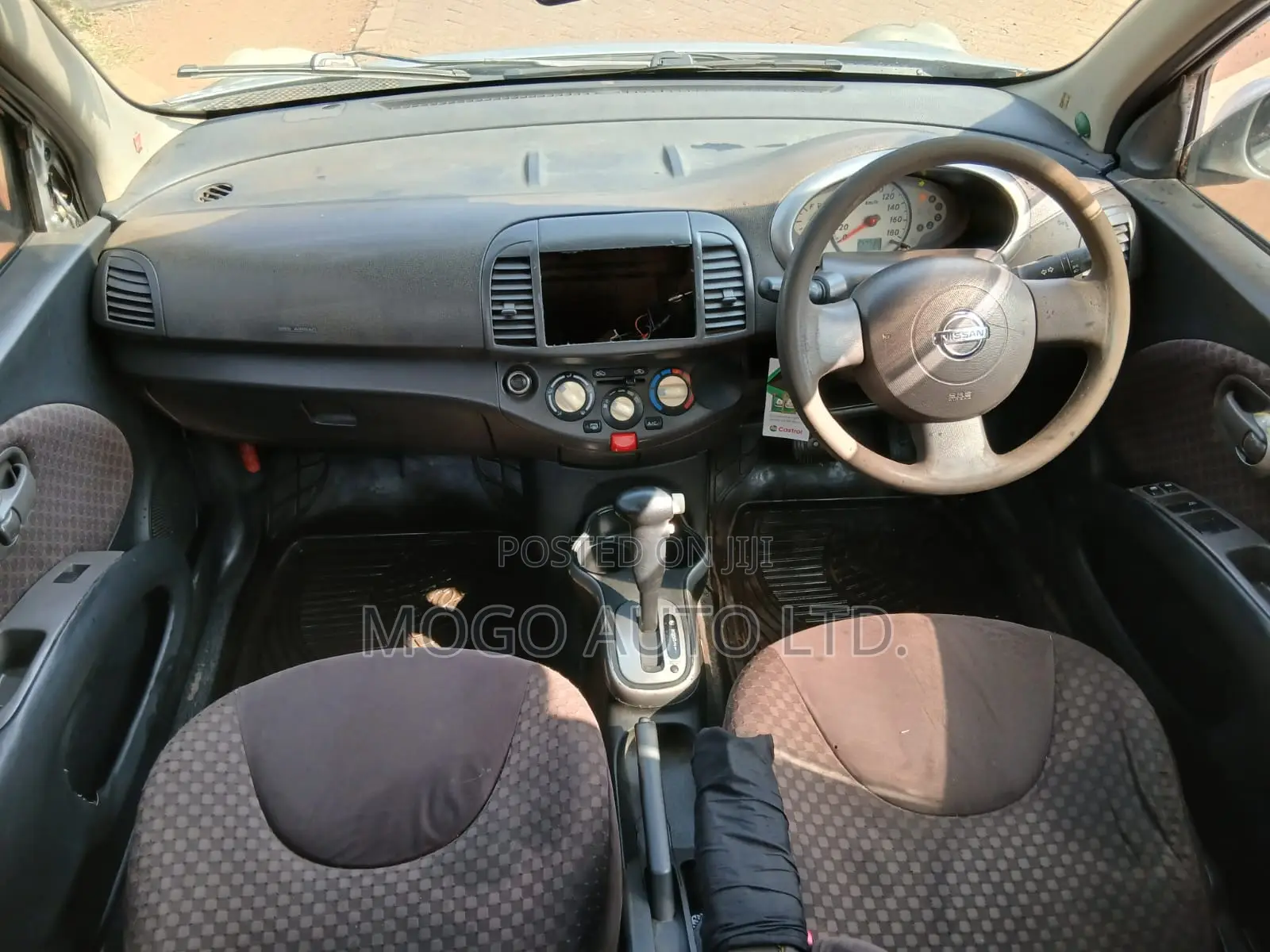 Nissan March 2007 Silver