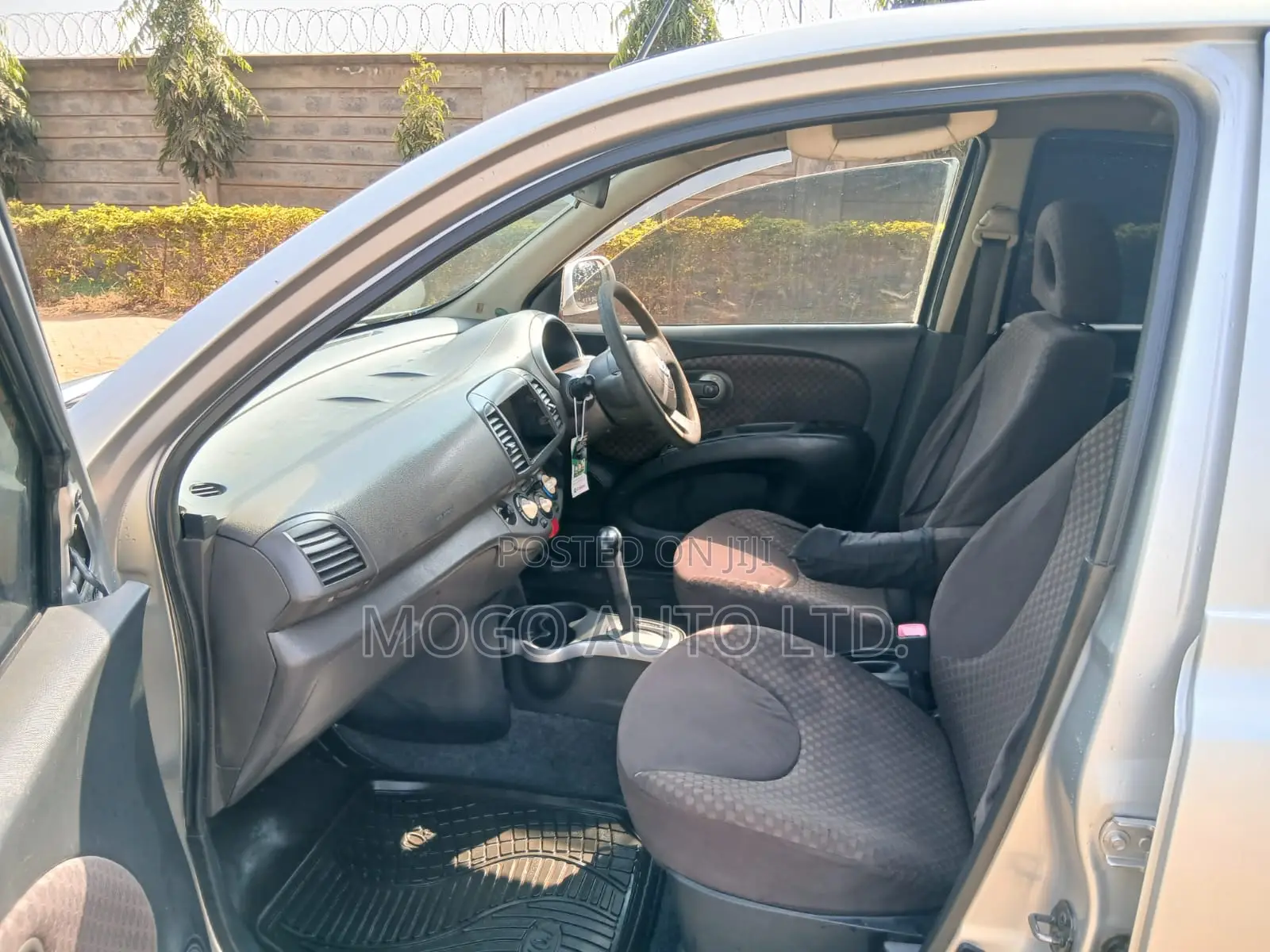 Nissan March 2007 Silver