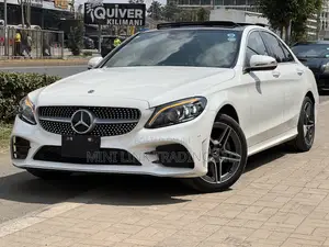 Mercedes-Benz C200 2019 Pearl