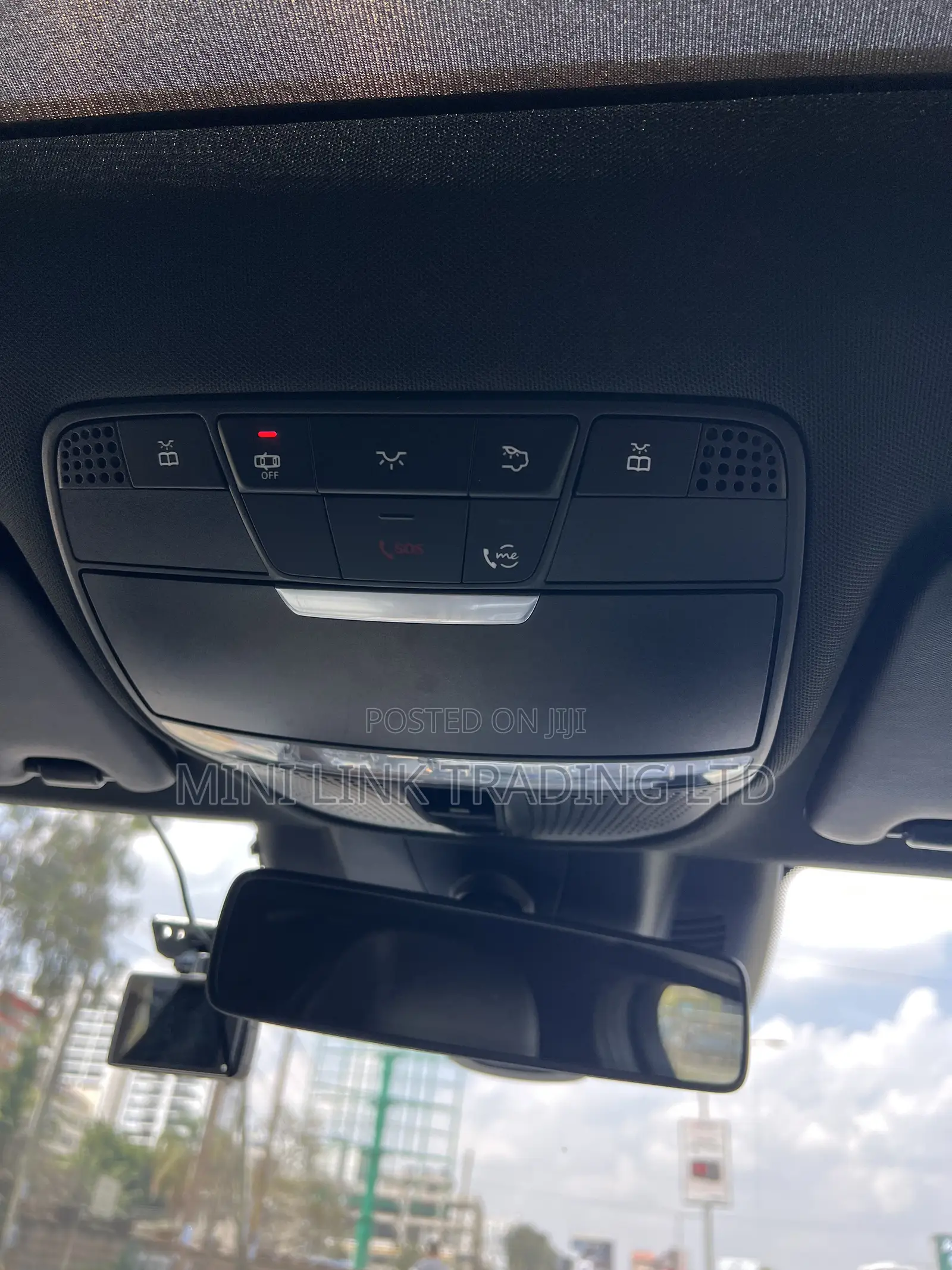 Mercedes-Benz C200 2019 Pearl