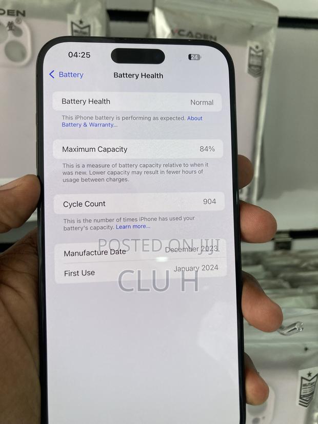 Apple iPhone 15 Pro Max 256 GB Black - thumbnail 4