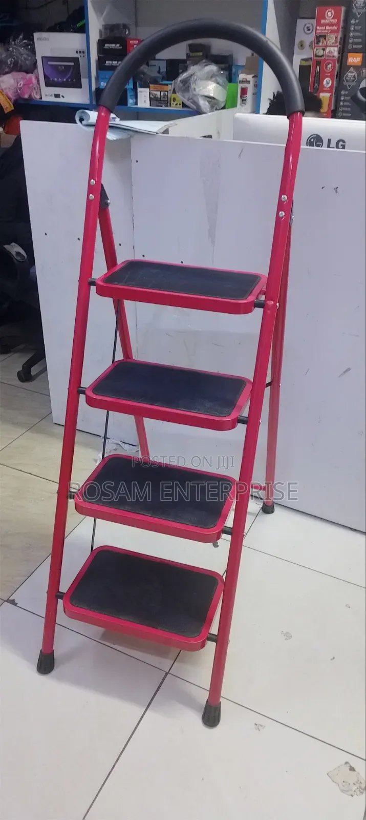 4 Step Foldable Ladder