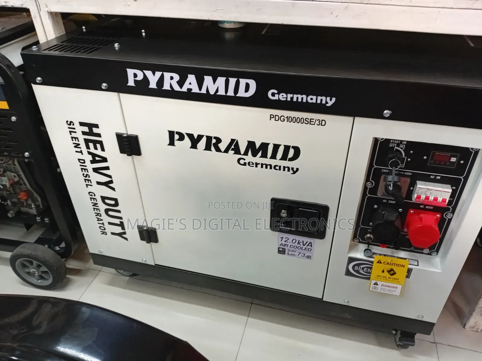 Top Resilient 12.0kva Pyramid Silent Diesel Air Cooled Generator