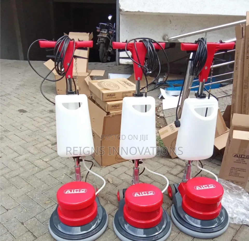 Ride-on Floor Scrubber