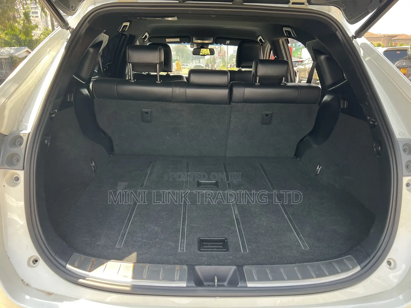Toyota Harrier 2.0 2019 Pearl