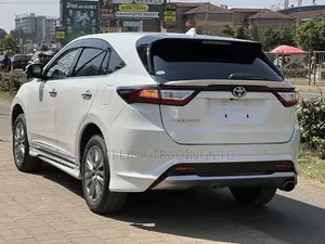 Toyota Harrier 2.0 2019 Pearl