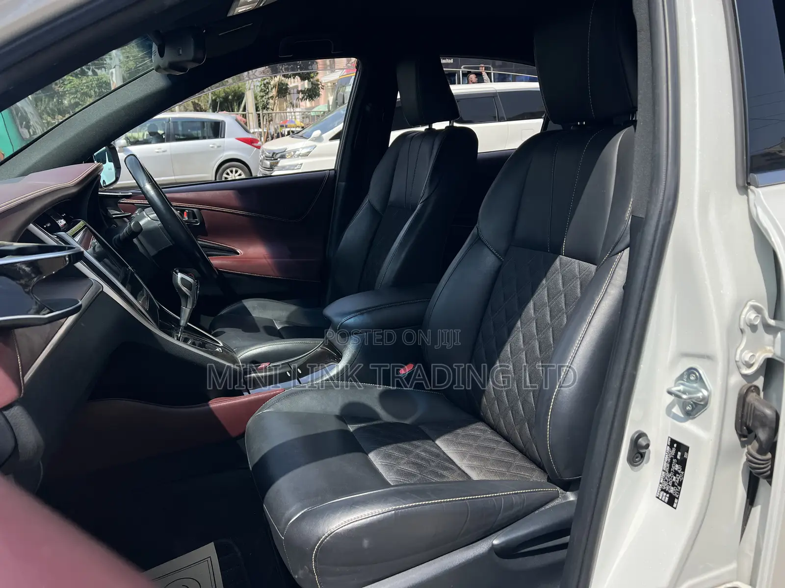 Toyota Harrier 2.0 2019 Pearl