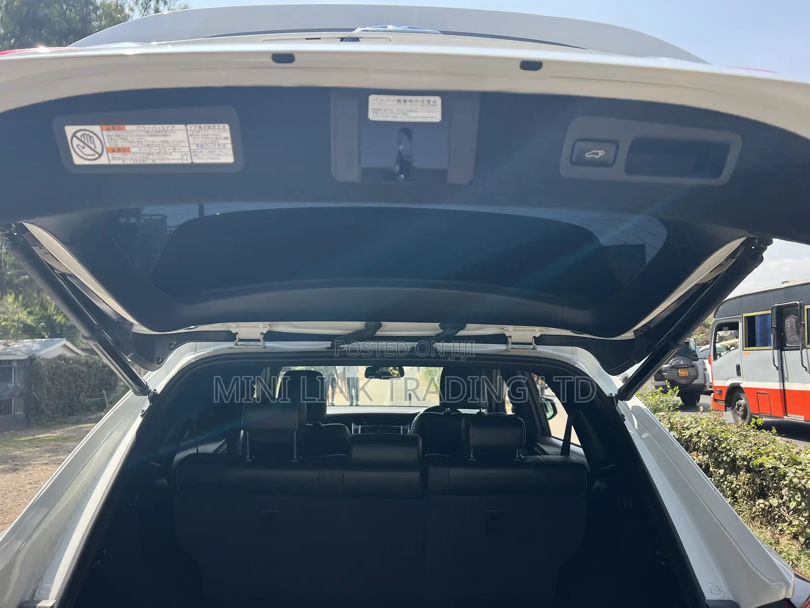 Toyota Harrier 2.0 2019 Pearl