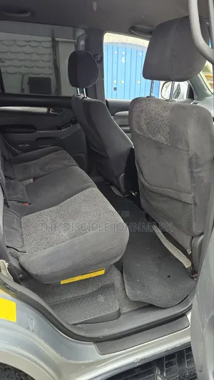 Toyota Land Cruiser Prado 2002 Silver