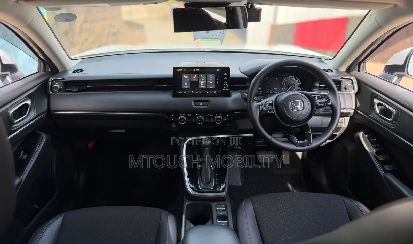 Honda Vezel 2021 White