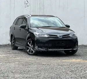 Toyota Corolla Fielder 1.5 Hybrid FWD 2019 Black