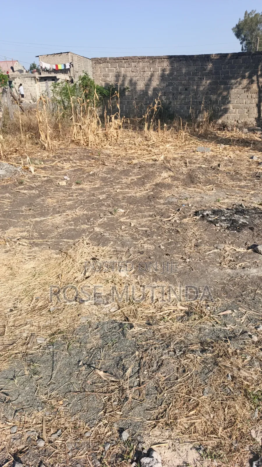 Plot for Sale at Mutalia