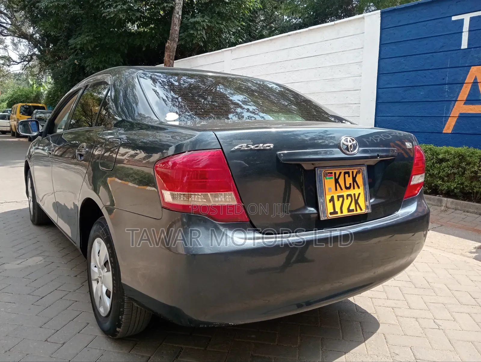 Toyota Axio 2010 Gray