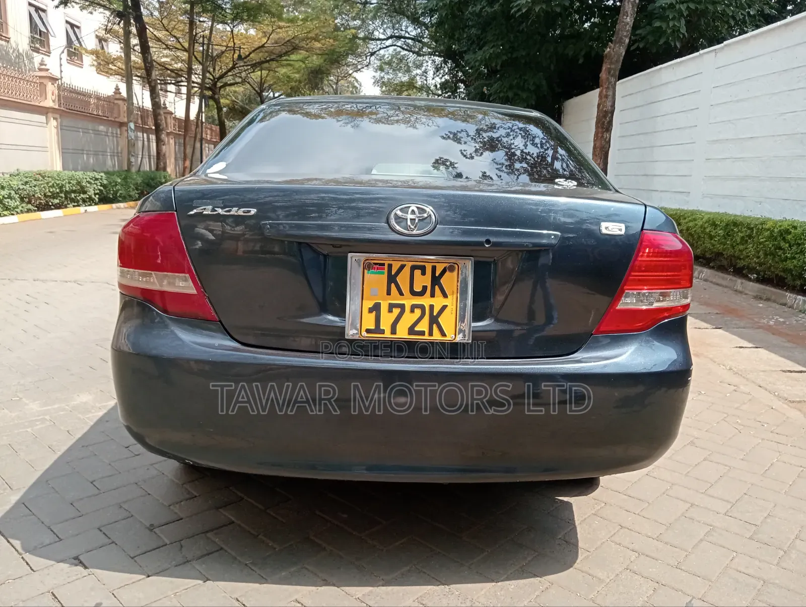 Toyota Axio 2010 Gray