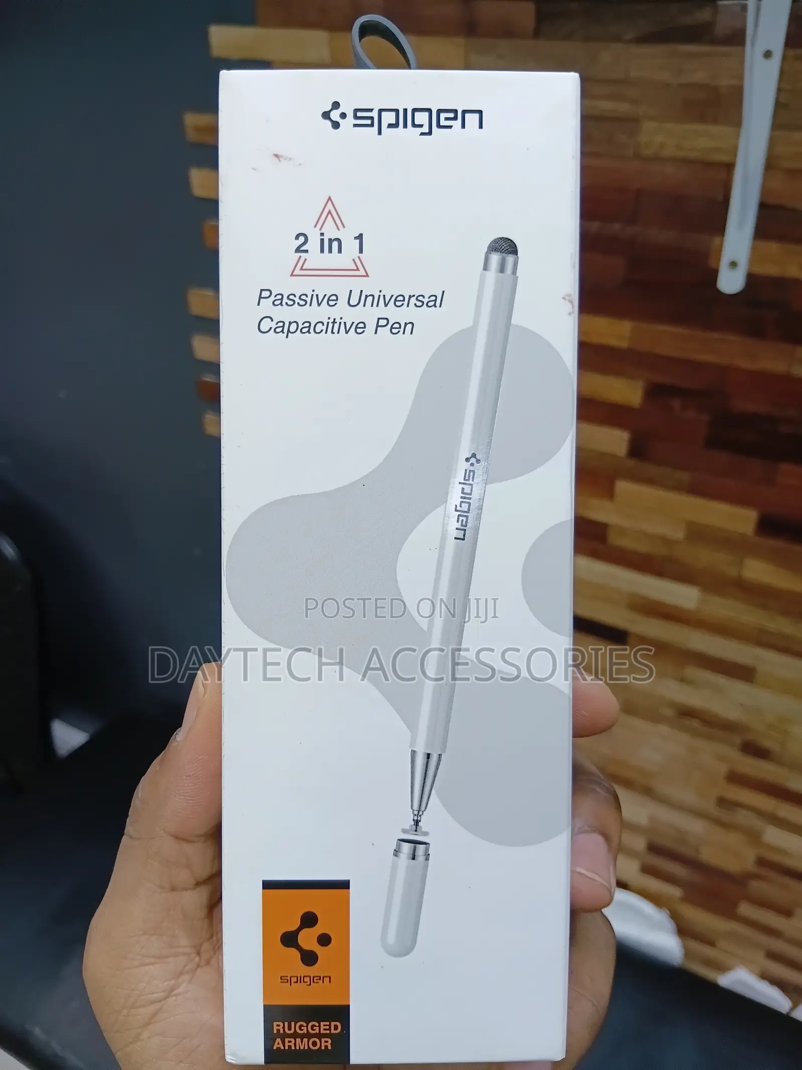 Spigen 2-in-1 Passive Universal Capacitive Pen in White.