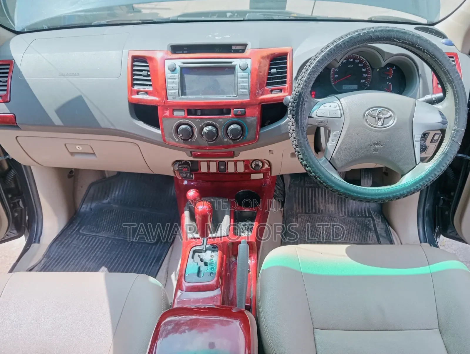 Toyota Hilux 2012 Black