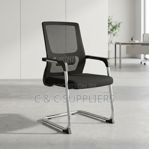 Ergonomic Mesh Guest Chair With Armrest - thumbnail 2