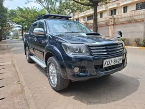 Toyota Hilux 2012 Black