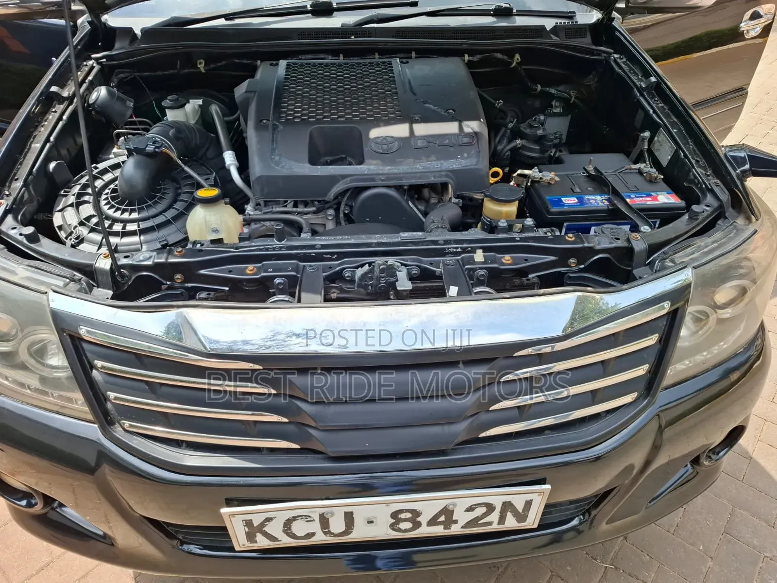 Toyota Hilux 2012 Black