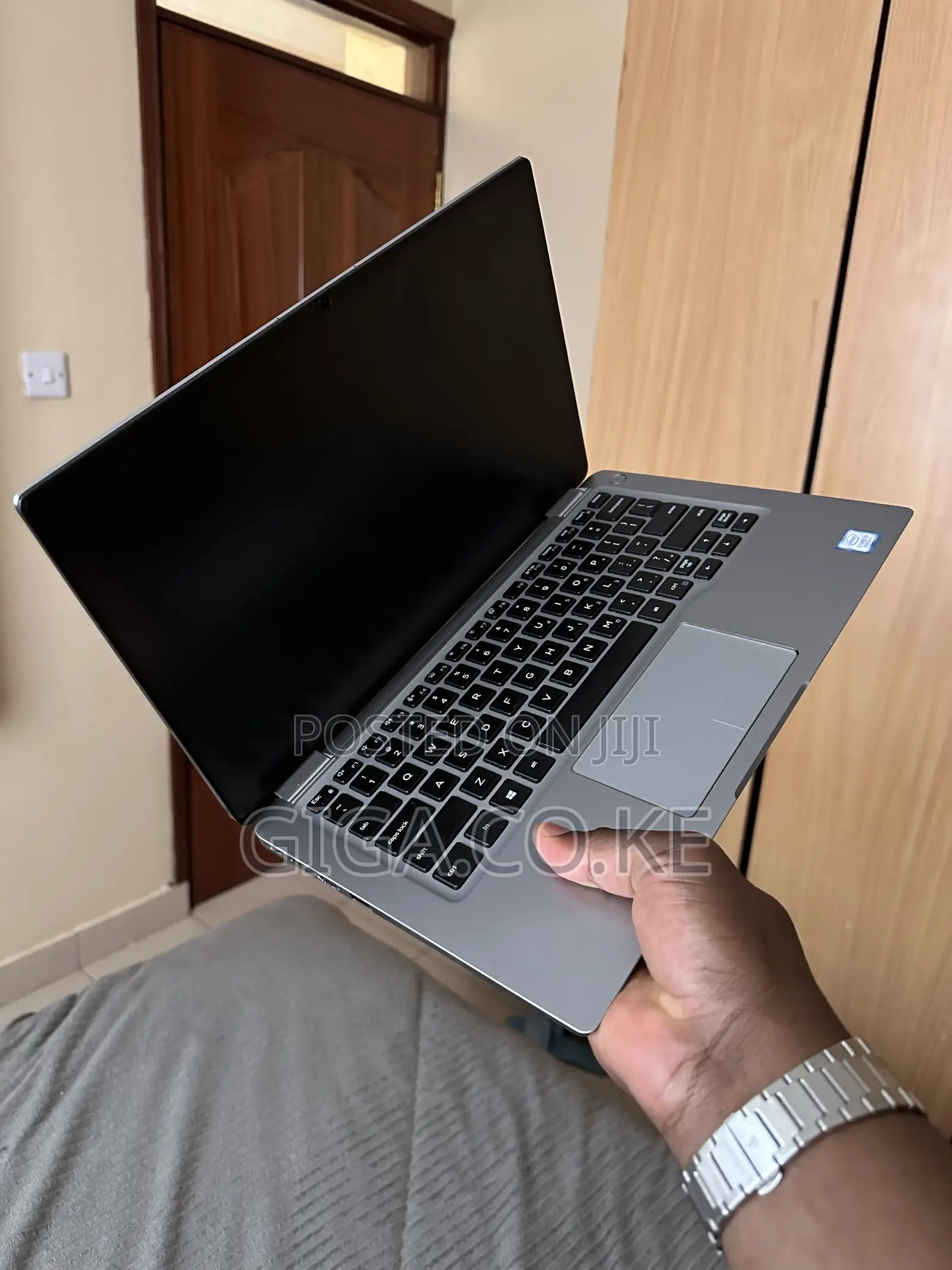 Laptop Dell Latitude 7400 8GB Intel Core i5 SSD 256GB
