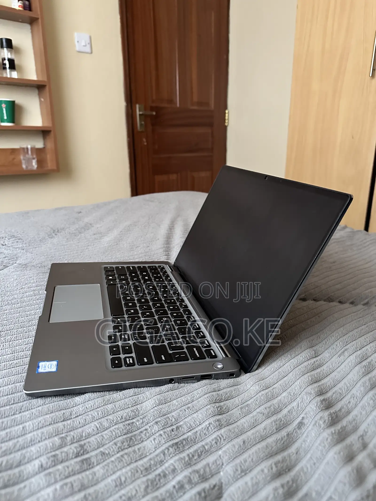 Laptop Dell Latitude 7400 8GB Intel Core i5 SSD 256GB