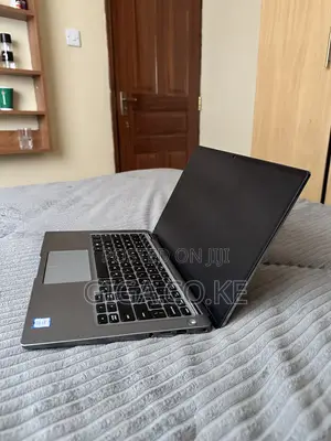 Laptop Dell Latitude 7400 8GB Intel Core i5 SSD 256GB