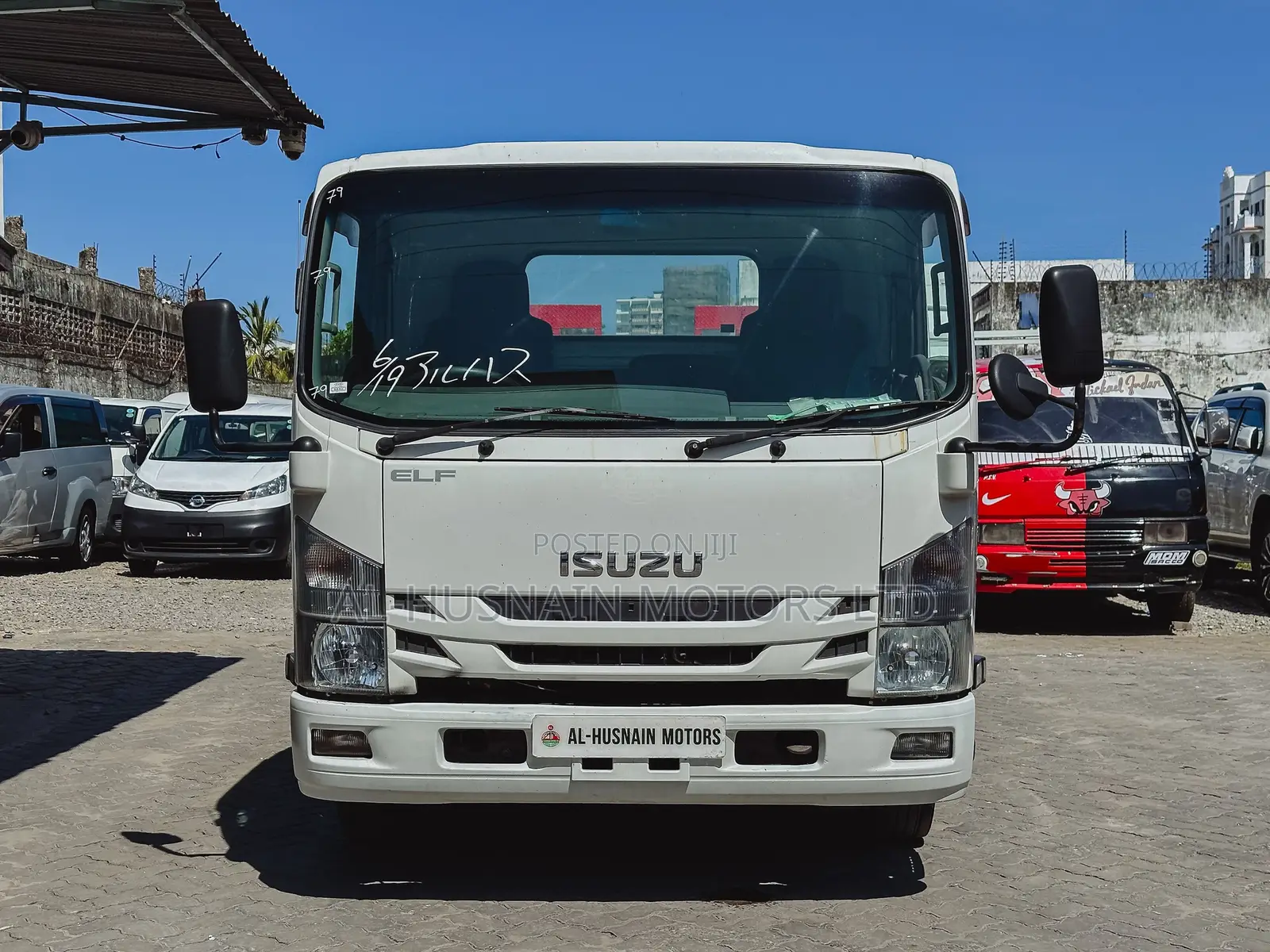 Isuzu Elf Car 2018 White