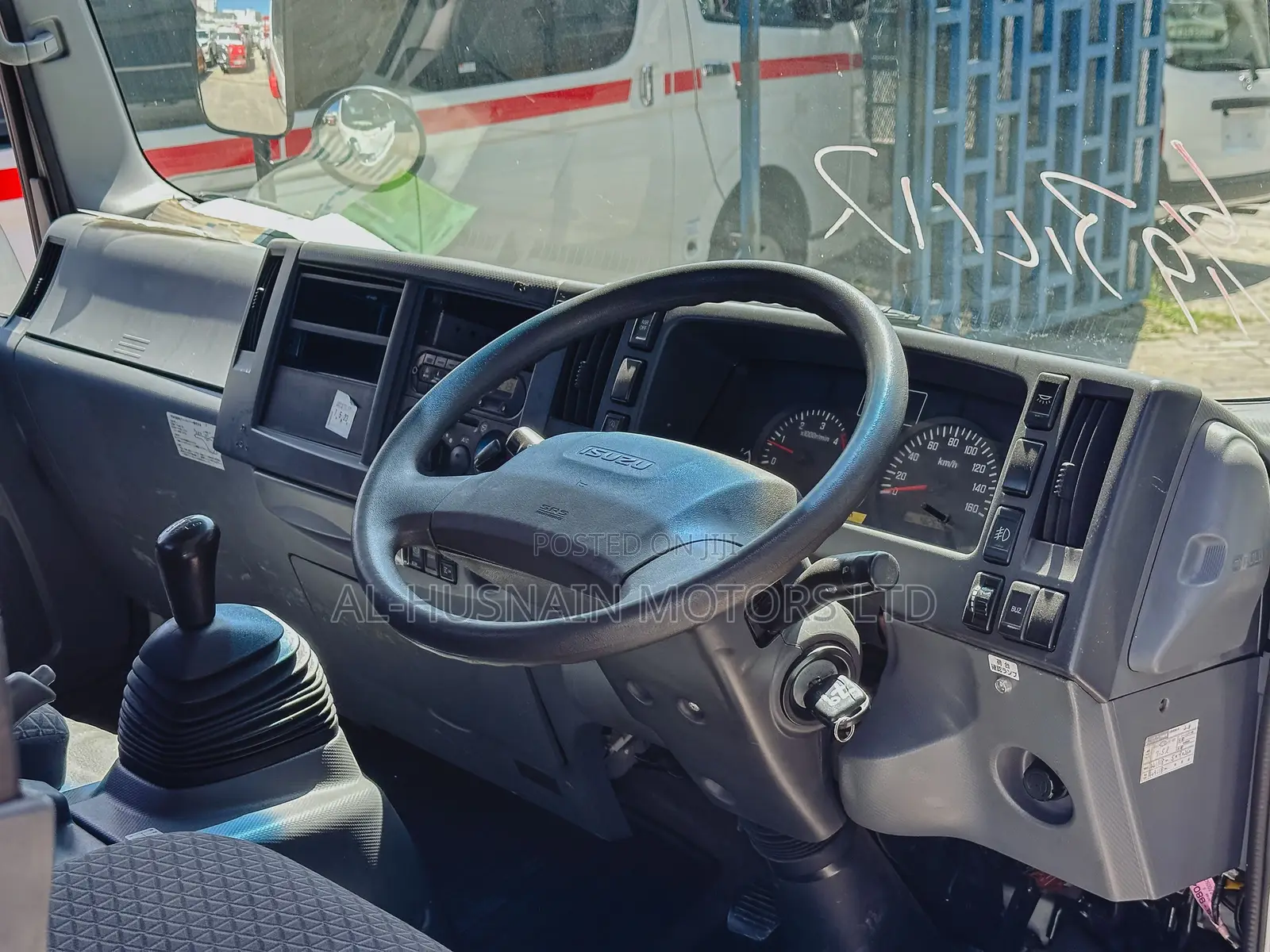 Isuzu Elf Car 2018 White