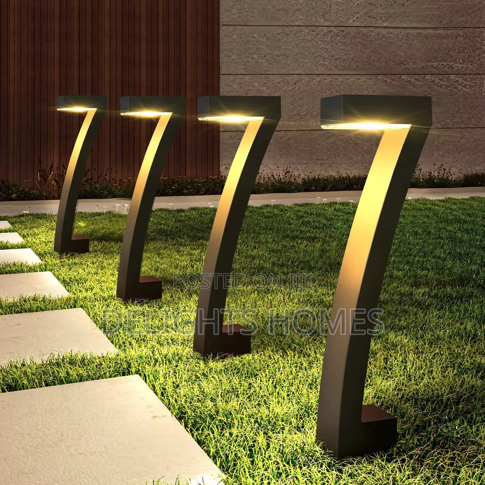 Novelty Solar Garden Pathway Lights_ge