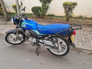 Honda CB 2025 Blue