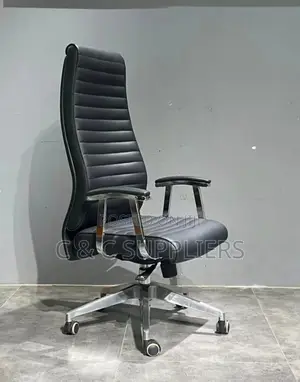 Executive Swivel Leather Staff Chair