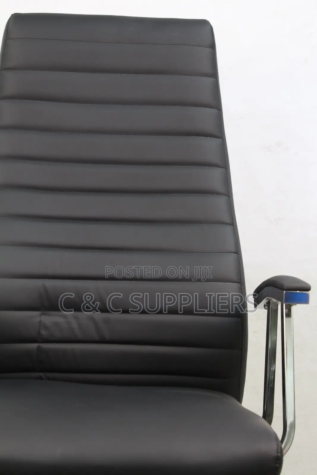 Executive Swivel Leather Staff Chair