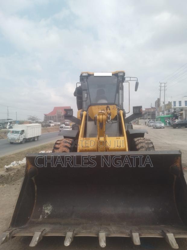 SDLG Wheel Loader/Shovel