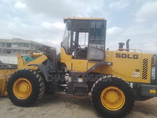 SDLG Wheel Loader/Shovel - thumbnail 3