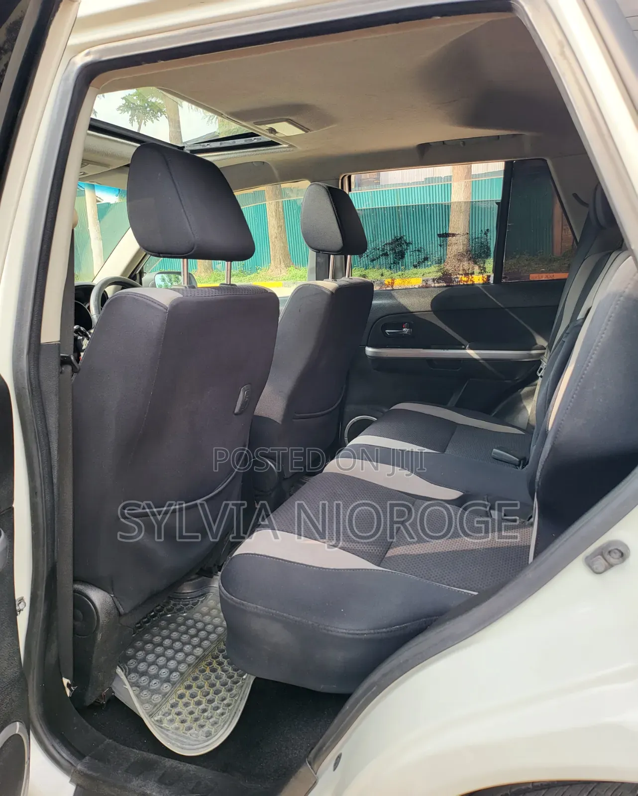 Suzuki Escudo 2009 White