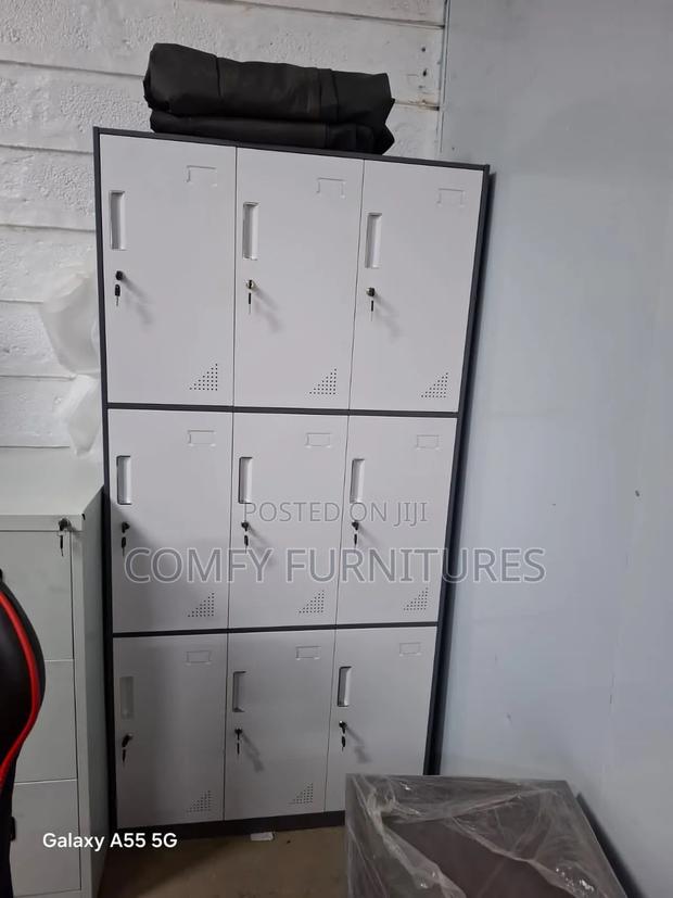 9 Compartment Metal Locker Cabinent - thumbnail 2