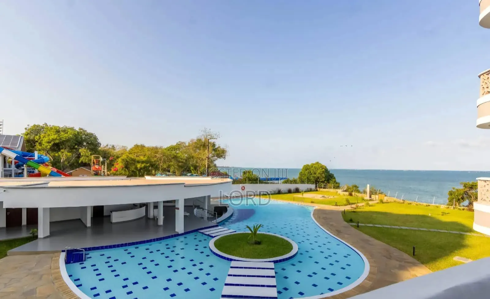 Beachfront 1 Bedroom Airbnb in Nyali