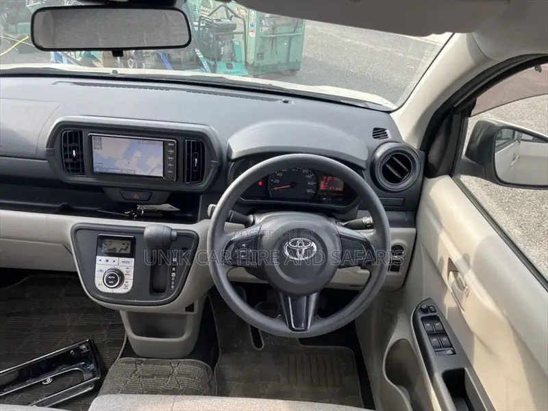 Toyota Passo 1.0 FWD 2019 Beige