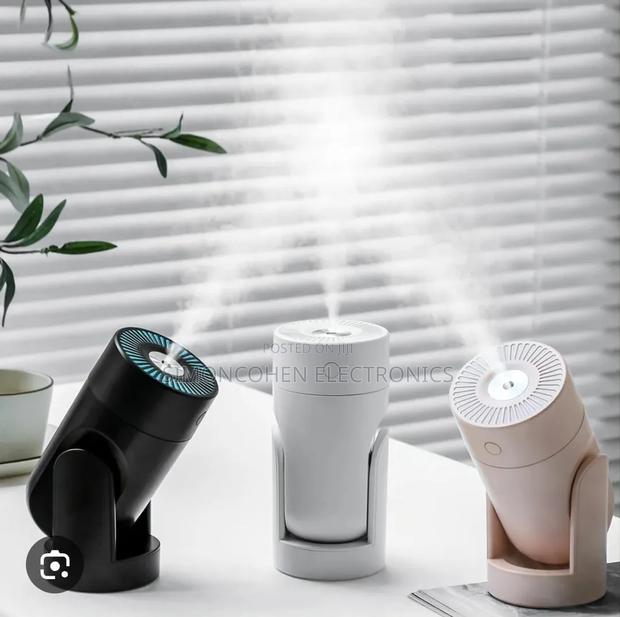 7 Lights Adjustable Angle 220ml Shaking Head Humidifier Now Available