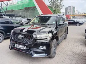 Toyota Land Cruiser 2016 Black