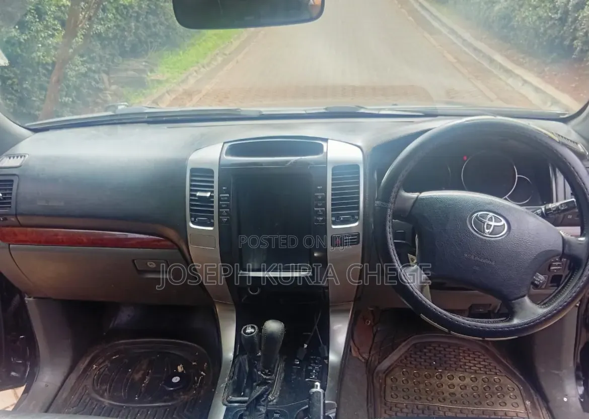 Toyota Land Cruiser Prado 2005 Black