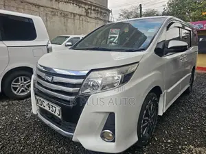 Toyota Noah 2015 White